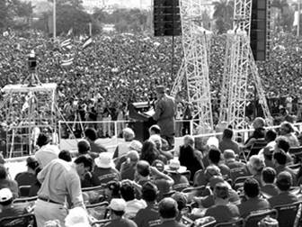 May Day in Revolution Plaza - 102.2 kb