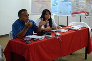 Stalin Peres (Marea Socialista) and Tarzia Medeiros (PSOL)